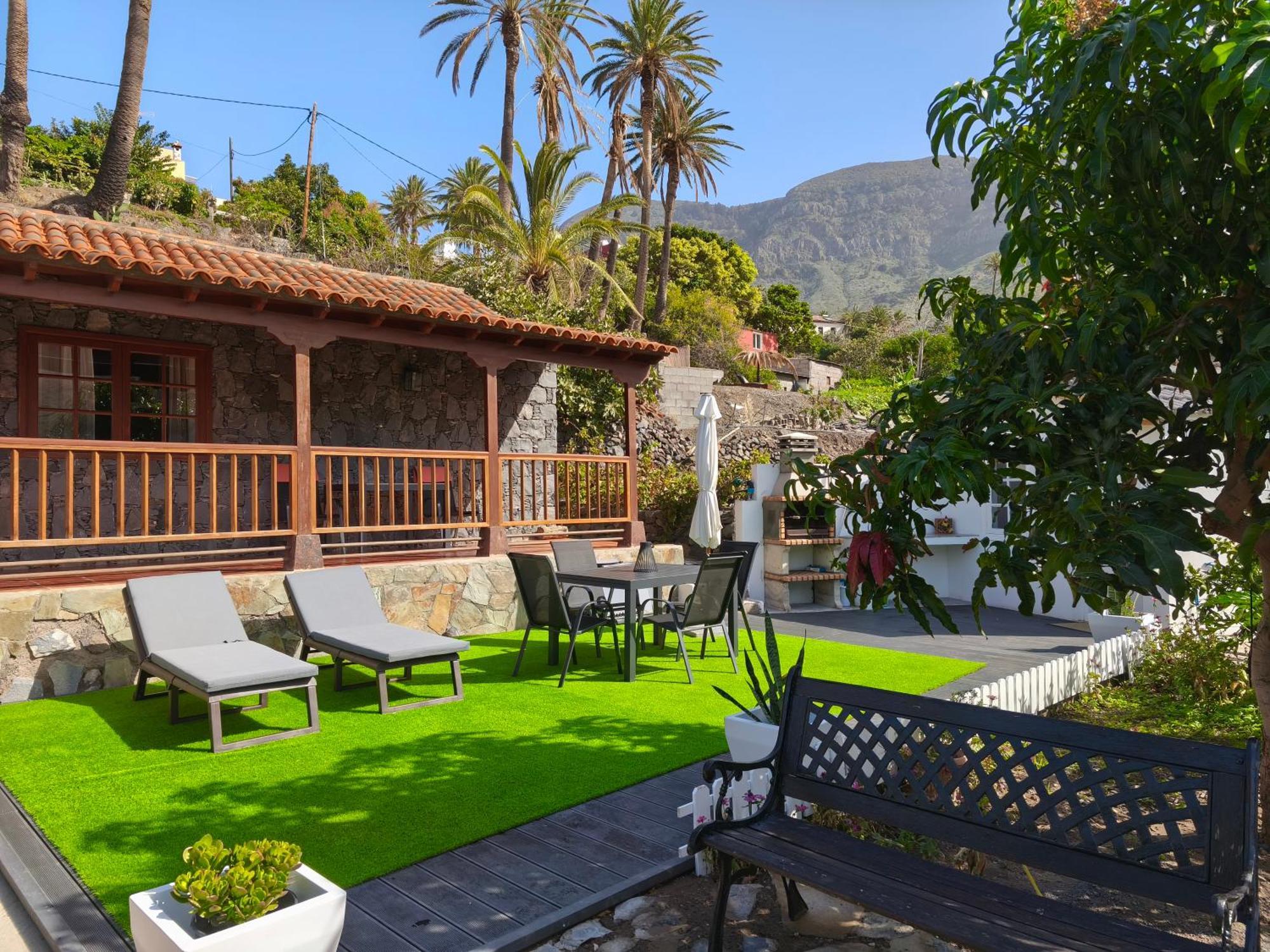 Ferienhaus La De Victoria Alojera